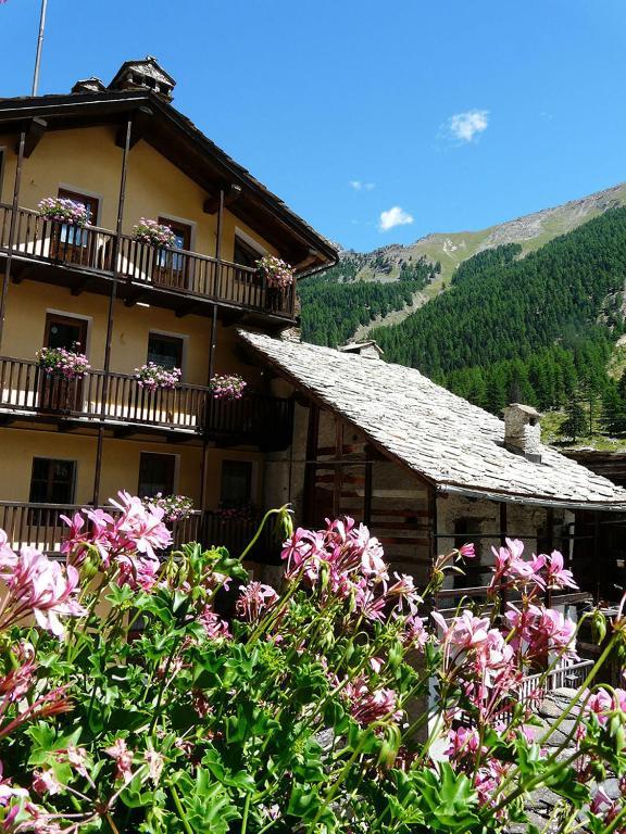 A L'Hostellerie Du Paradis Valsavarenche Exterior foto